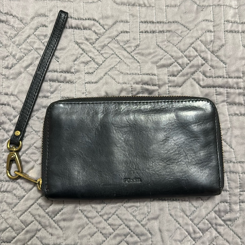 Zip Wristlet